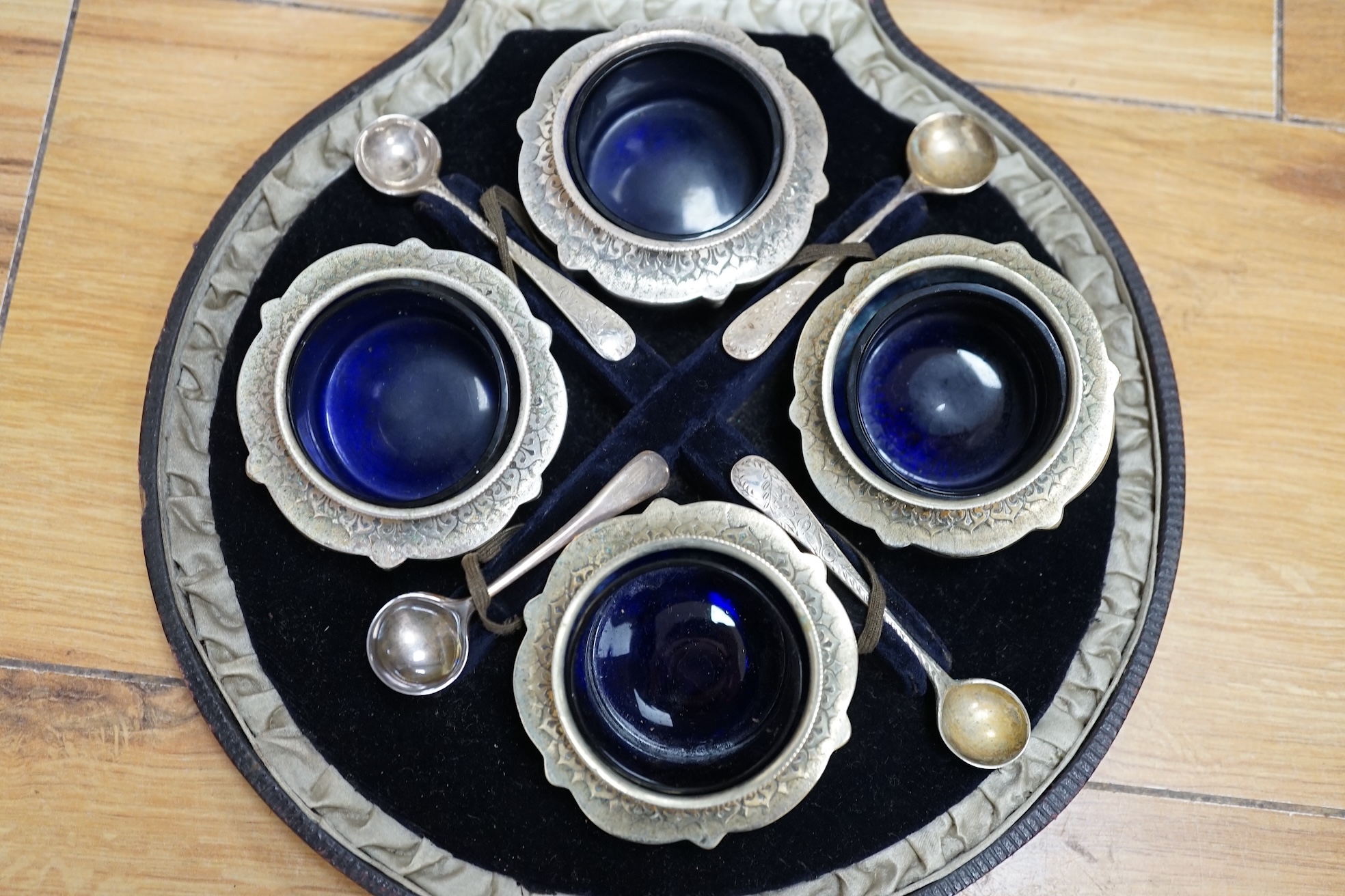 Assorted plated wares and two cased medallions. Condition - variable